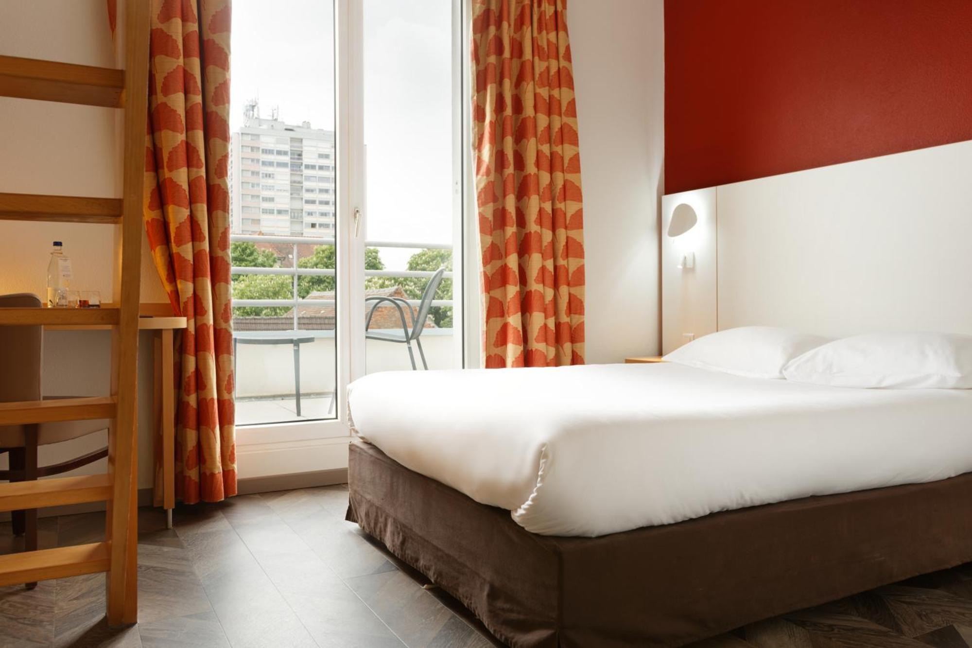 Hotel Logis Beausejour